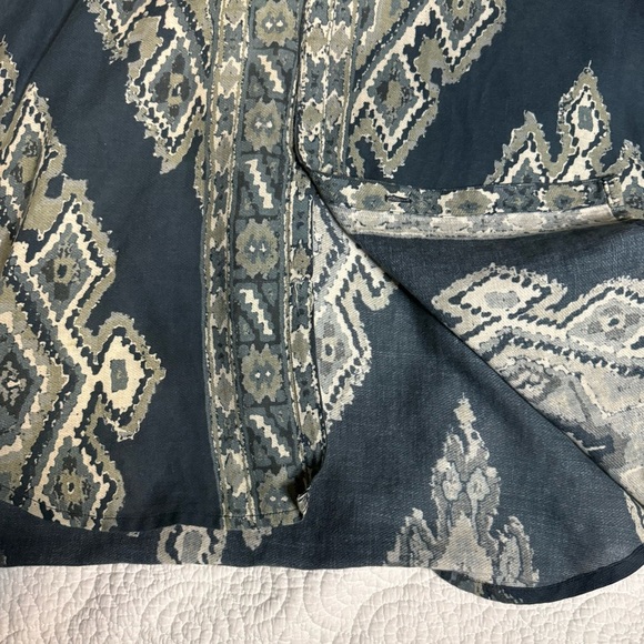 Blue Patterned Women's Tunic - Picture 8 of 12